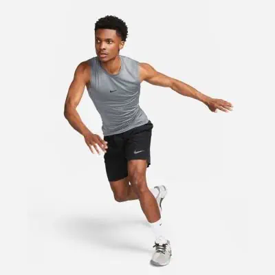 Nike pro tight fit training shop