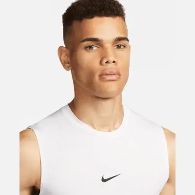 Nike pro sleeveless shirt shop