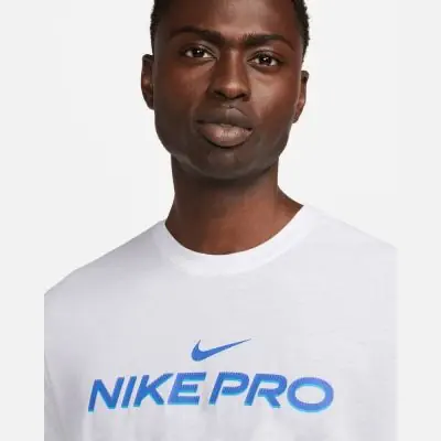 Nike Dri Fit Fitness T Shirt fur Manner EKINSPORT