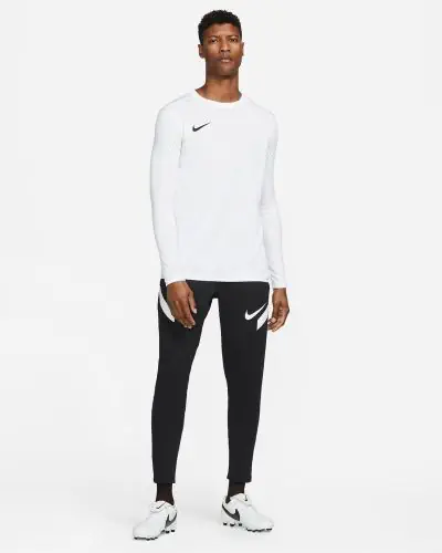Maillot nike sneakers 2025