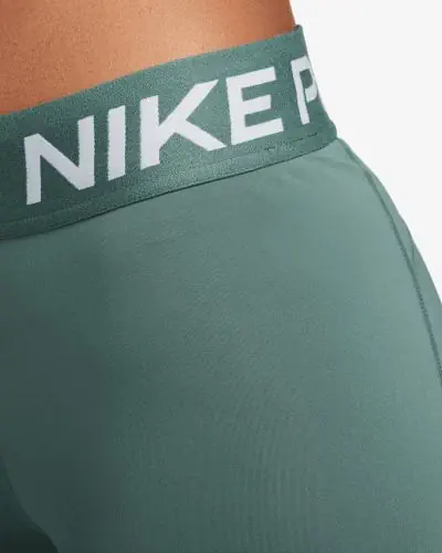 Nike pro intertwist green hotsell