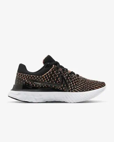 Epic react flyknit vs pegasus 35 hotsell