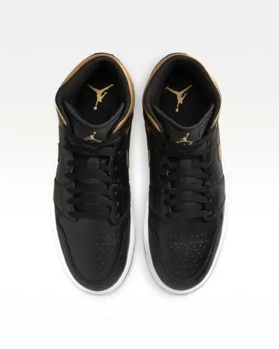Jordan femme noir et or 2025