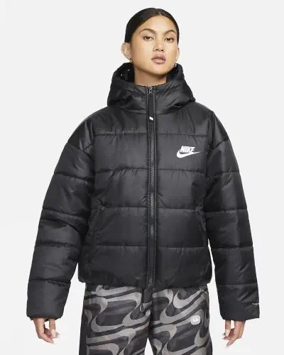 Giacca antipioggia Nike Sportswear Therma FIT Repel Donna DX1797 010 Nero EKINSPORT