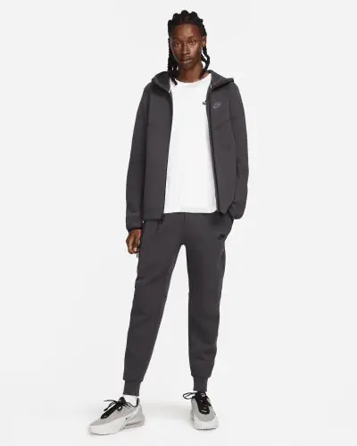 Men s Nike Tech Fleece Slim Fit Anthracite Jogging Socks EKINSPORT