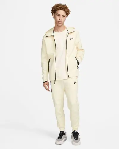 Bas de jogging Nike Tech Fleece Slim Fit Beige pour Homme EKINSPORT
