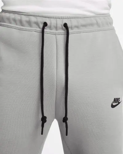 Men s Nike Tech Fleece Slim Fit Jogging Socks Heather Grey EKINSPORT