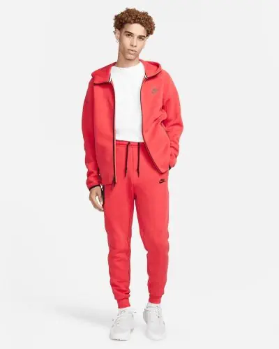 Jogging nike tech fleece rouge 2025