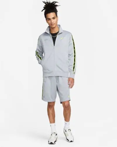 Survetement nike repeat clearance