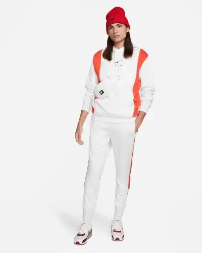 Nike sportswear bianche store