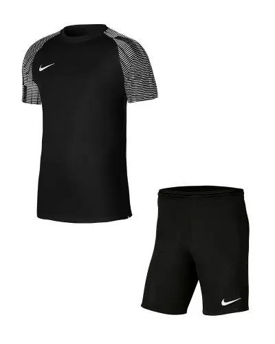 Set producten Nike Academy voor Mannen. Shirt Korte broek EKINSPORT