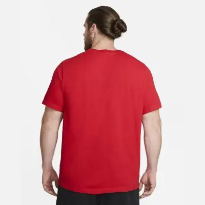 T-shirt Nike Sportswear Club Rouge pour Homme AR4997-657