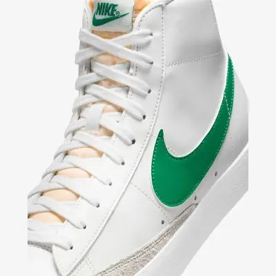 Chaussures Nike Blazer 77 Vintage Blanc Creme pour homme EKINSPORT