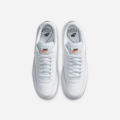 chaussures nike court vintage blanc homme cj1679 101