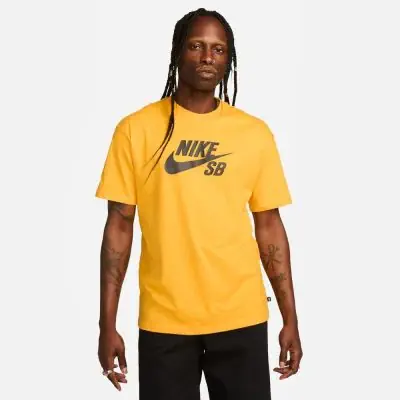 Men s Nike SB Logo Skate Gold T Shirt CV7539 739 EKINSPORT