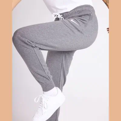 Bas jogging Nike Team Club 20 pour Femme CW6961 071 Gris Fonce EKINSPORT