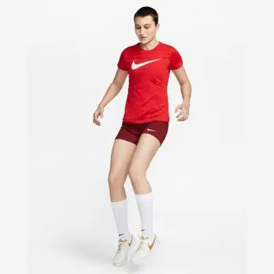 Camiseta Nike Team Club 20 para Mujer CW6967-657 Rojo EKINSPORT