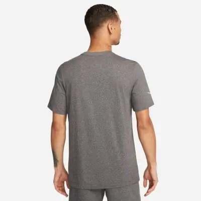 T shirt nike gris homme cheap