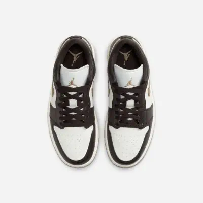 Women s Nike Jordan 1 Low Brown shoes EKINSPORT