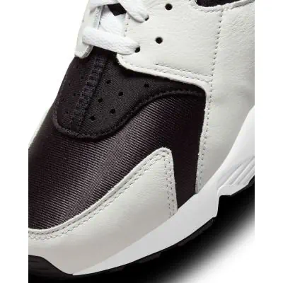Nike air huarache 5.5 mens shoes clearance