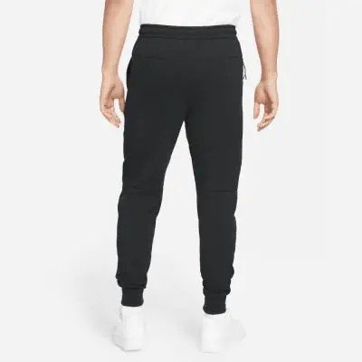 Men s Nike Sportswear Tech Essentials Jogging Socks Black EKINSPORT