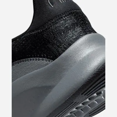 Mens black nike gym trainers clearance