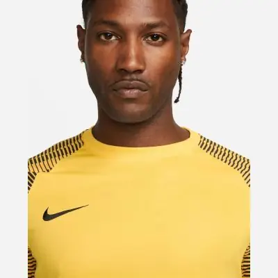 Yellow nike jersey new arrivals