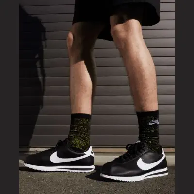 Cortez bianche e nere online