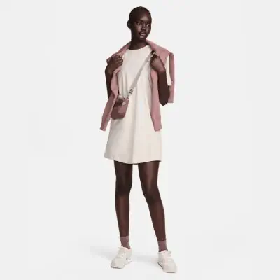 Nike sportswear essential dress new arrivals