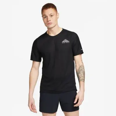 tee shirt nike dri fit trail solar chase pour homme dv9305 010