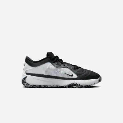 Nike noir blanc outlet