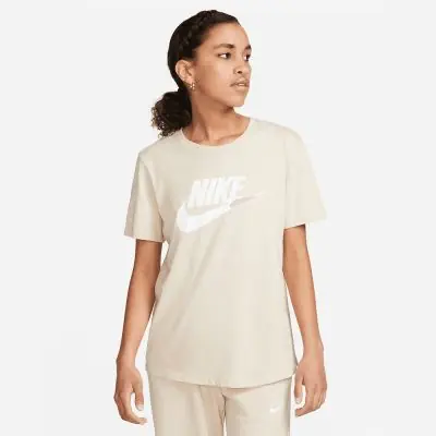 Nike shirt beige 2025