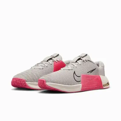 Nike metcon pink grey hotsell