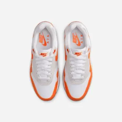 Nike grise et orange clearance