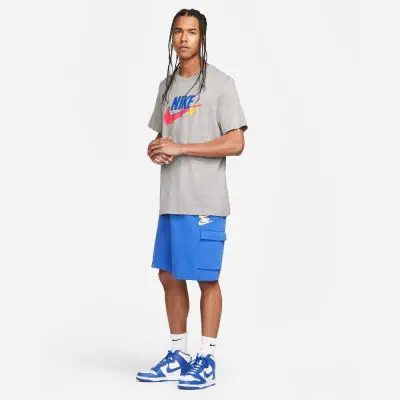 T-shirt Nike Sportswear pour Homme - FB1074-063