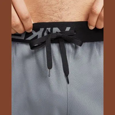 Short de training Nike Totality Dri FIT 7 Unlined Versatile pour Homme EKINSPORT