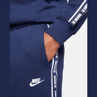 Navy blue nike fleece tracksuit deals