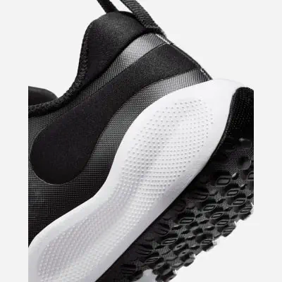 chaussures nike revolution noir enfant fb7690 003