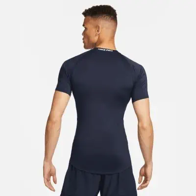 Nike pro tight fit training sales