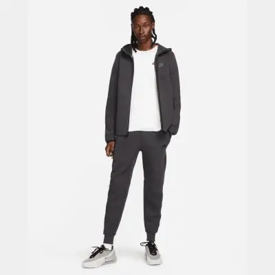 Nike slim fit tech fleece cheap