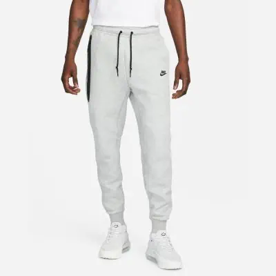 Conjunto Nike Sportswear Tech Fleece para Hombre. Sudadera con zip y capucha Pantalon de chandal 2 productos EKINSPORT