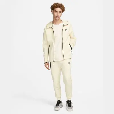 Chandal nike hombre beige clearance