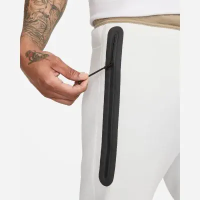 bas jogging nike tech fleece slim fit beige homme fb8002 121