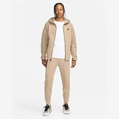 Product set Nike Sportswear Tech Fleece for Men. Hooded sweatshirt with zip Trouser 2 items EKINSPORT
