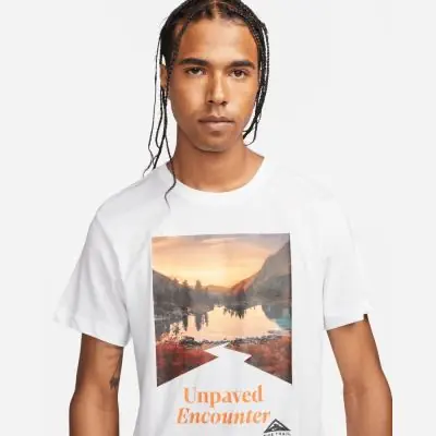 Nike Trail T Shirt WeiB fur Manner EKINSPORT