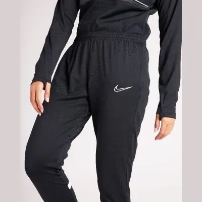 Pack Entrainement Femme Nike Academy 21 maillot, short, polo, veste, pantalon, sac, parka