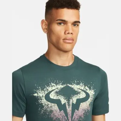 Men's Nikecourt Dri-Fit Rafa Green T-shirt | EKINSPORT Men's Nikecourt Dri-Fit Rafa Green T-shirt | EKINSPORT