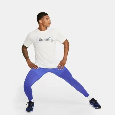 Tシャツ・カットソー Nike Dry Fit Men's Running T-Shirt FJ2363-121 Promo Nike Men Running Dri-fit T-shirt Kaos Pria [fj2363-121