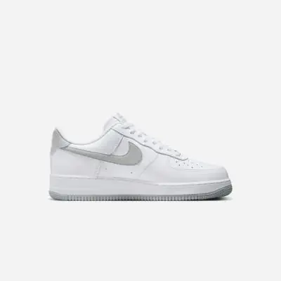 Nike Air Force 1 07 Manner Schuhe EKINSPORT