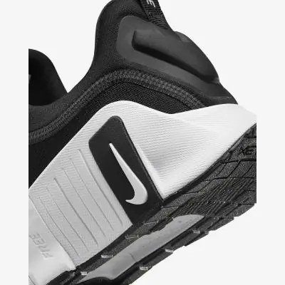 Chaussures de training Nike Free Metcon 6 Noir Blanc pour Femme EKINSPORT